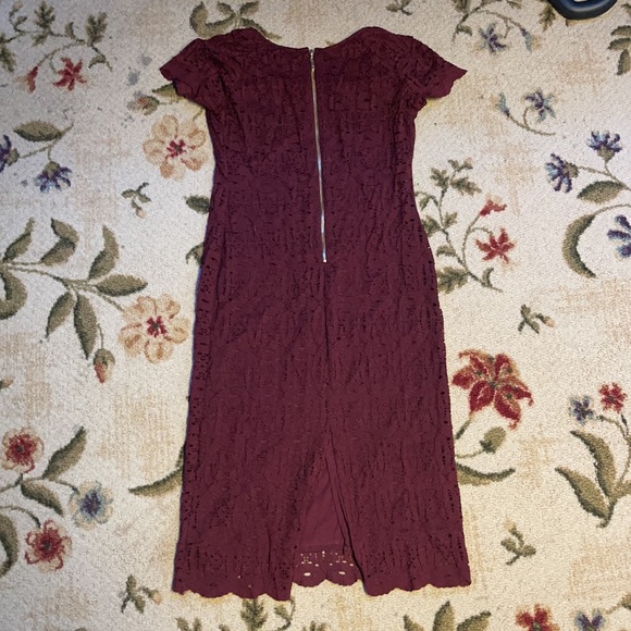 ROZ•ALI, RED RUSTIC LACE PATTERN DRESS - Picture 4 of 4